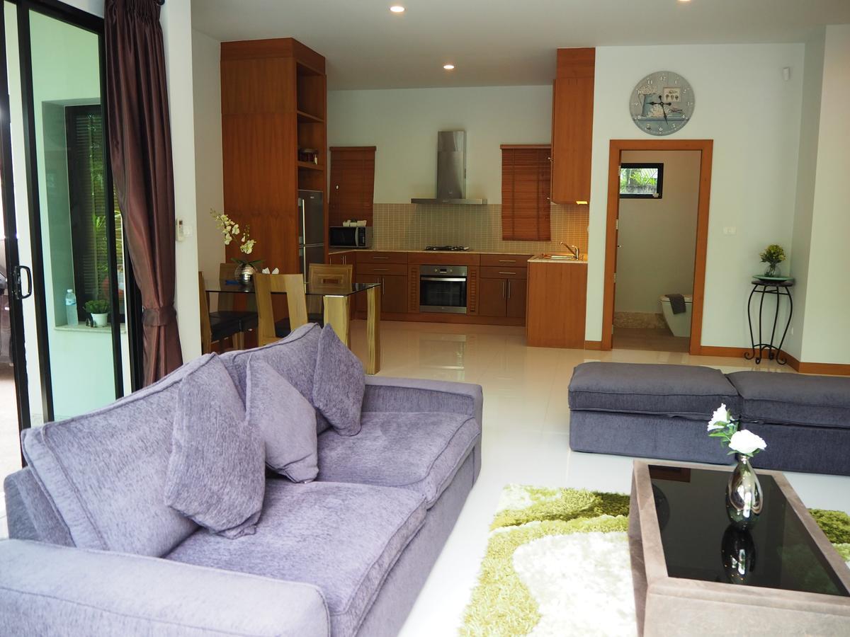 Peykaa Villas Phuket Buitenkant foto