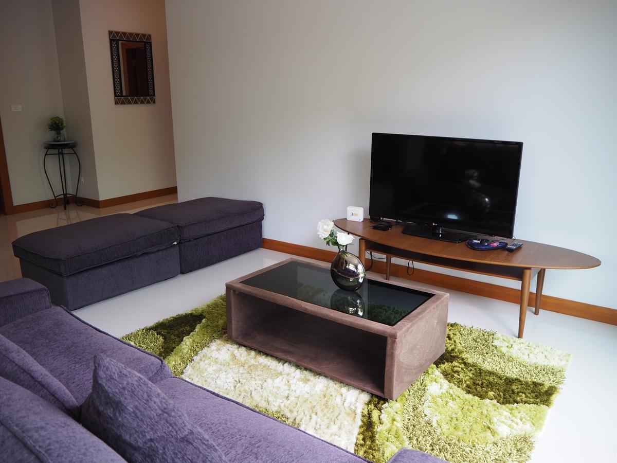 Peykaa Villas Phuket Buitenkant foto