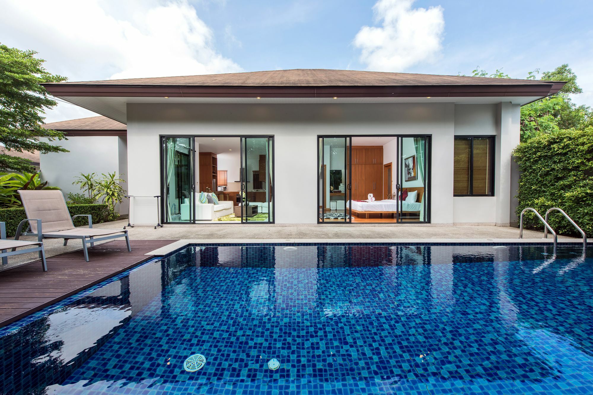 Peykaa Villas Phuket Buitenkant foto